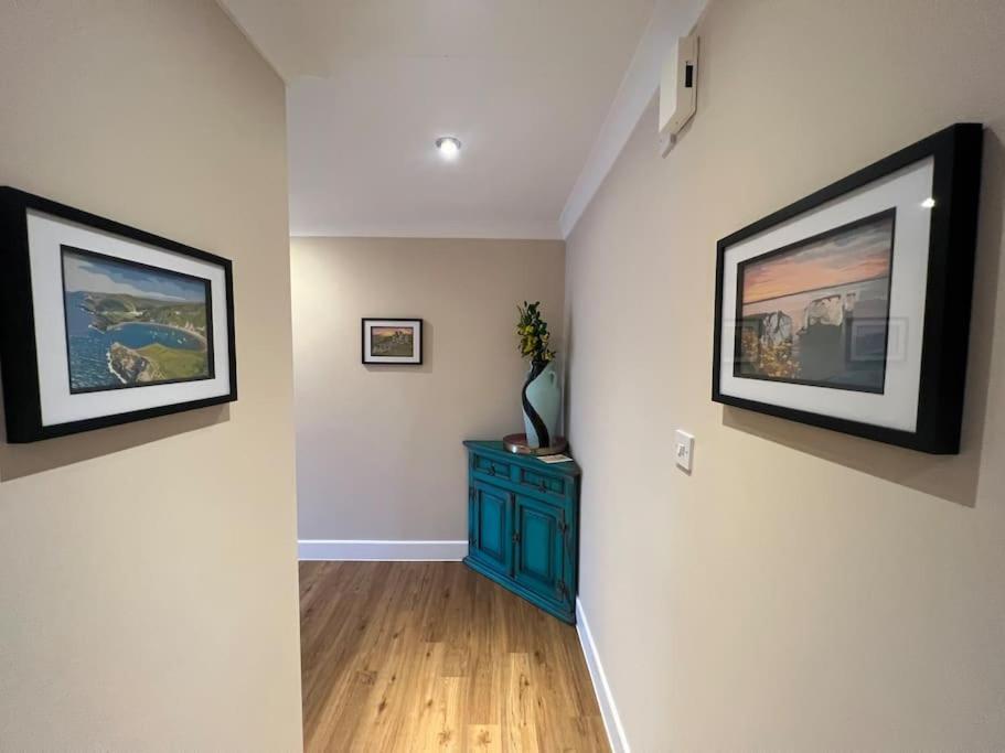 The Annex At Merley Mews 풀 외부 사진